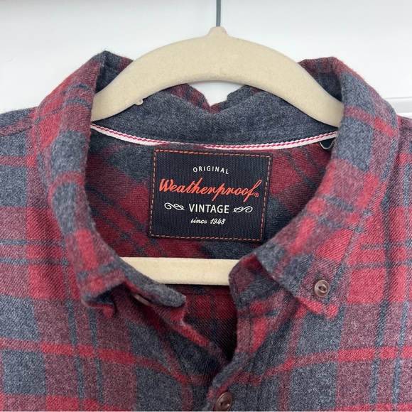 Men’s Weatherproof plaid button up - Picture 9 of 11